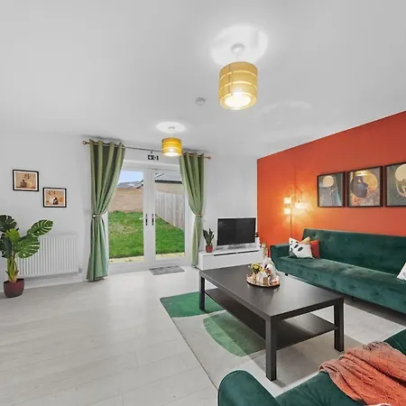 4br Perfect For Long Free Parking
