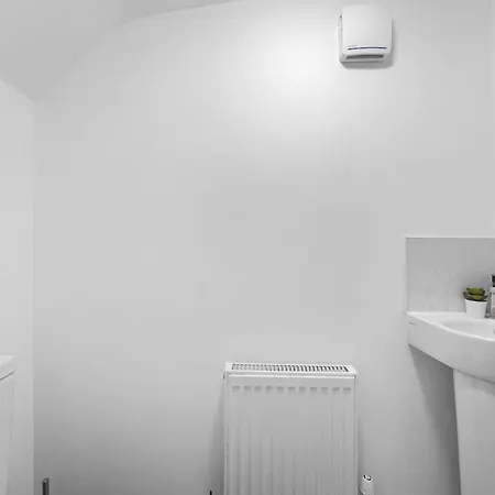 4br Perfect For Long Free Parking Prázdninový dům Leeds (West Yorkshire)